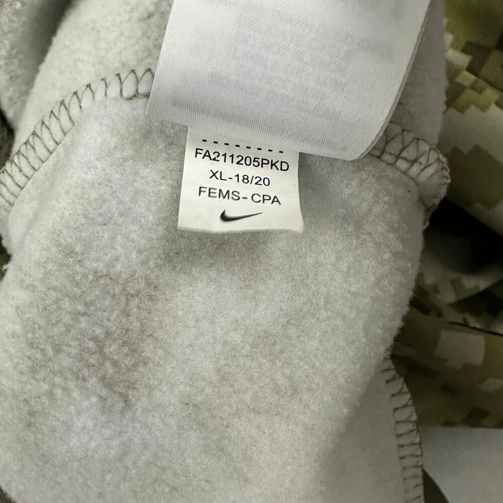 Carolina Panthers Hoodie Boys XL 18/20 Camo Nike On Field Salute Service